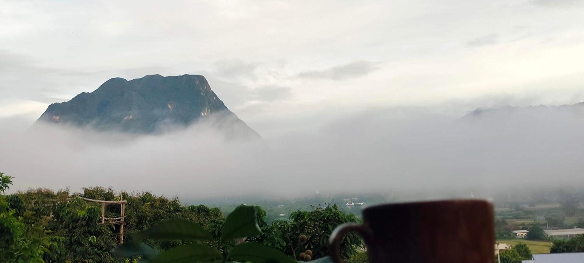 Baan 2 Dao Farmstay Chiang Dao Bagian luar foto